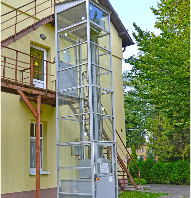 Vertical platform lift